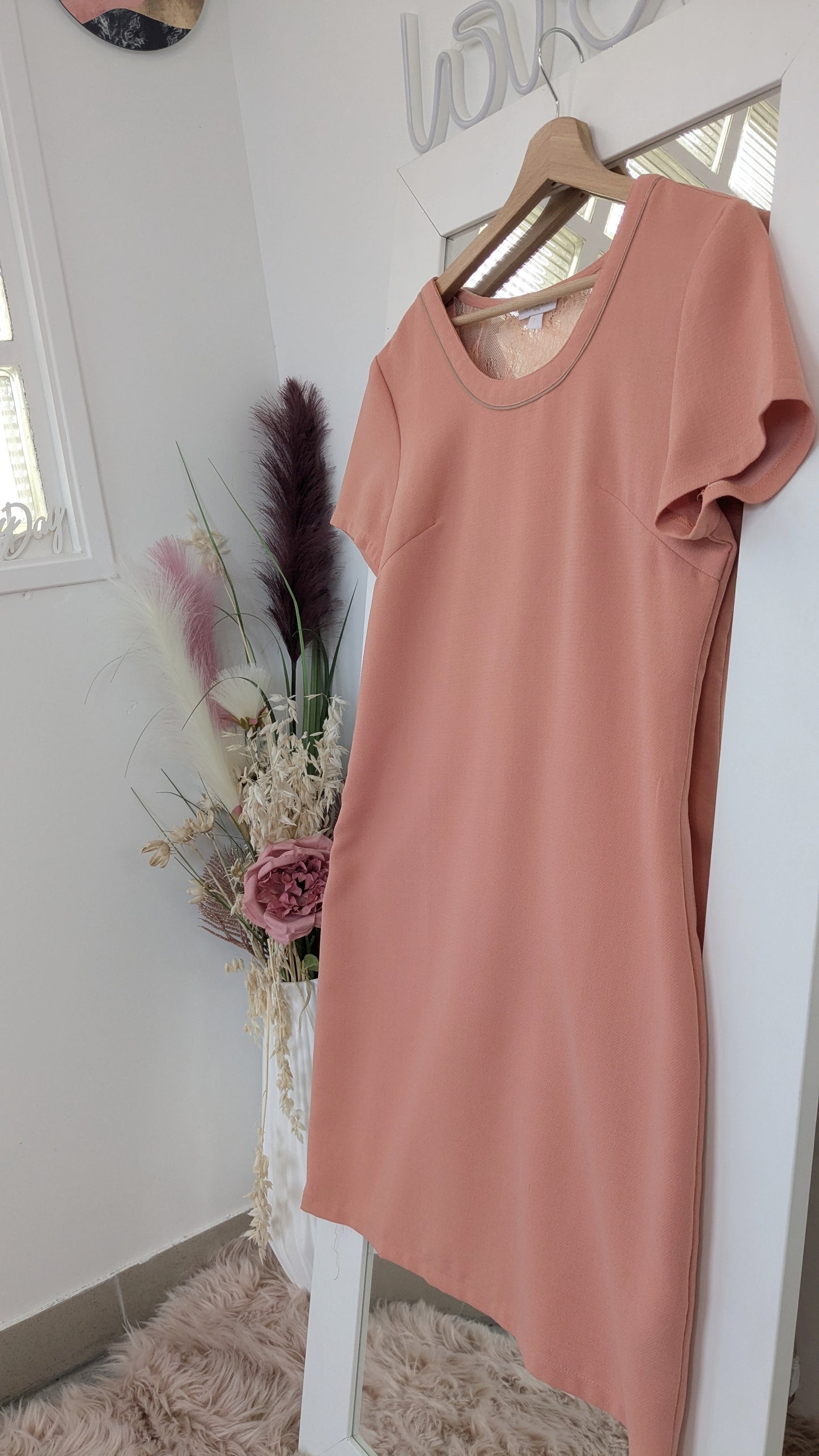 Robe rose tendre dentelle - Andy & Lucy - 40
