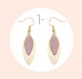 Bijoux " Boucles rose " Rose nacré - Création Jeanne et JO - TU