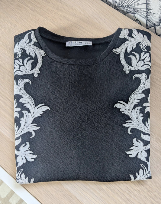 Blouse noire à broderies - Zara - 38