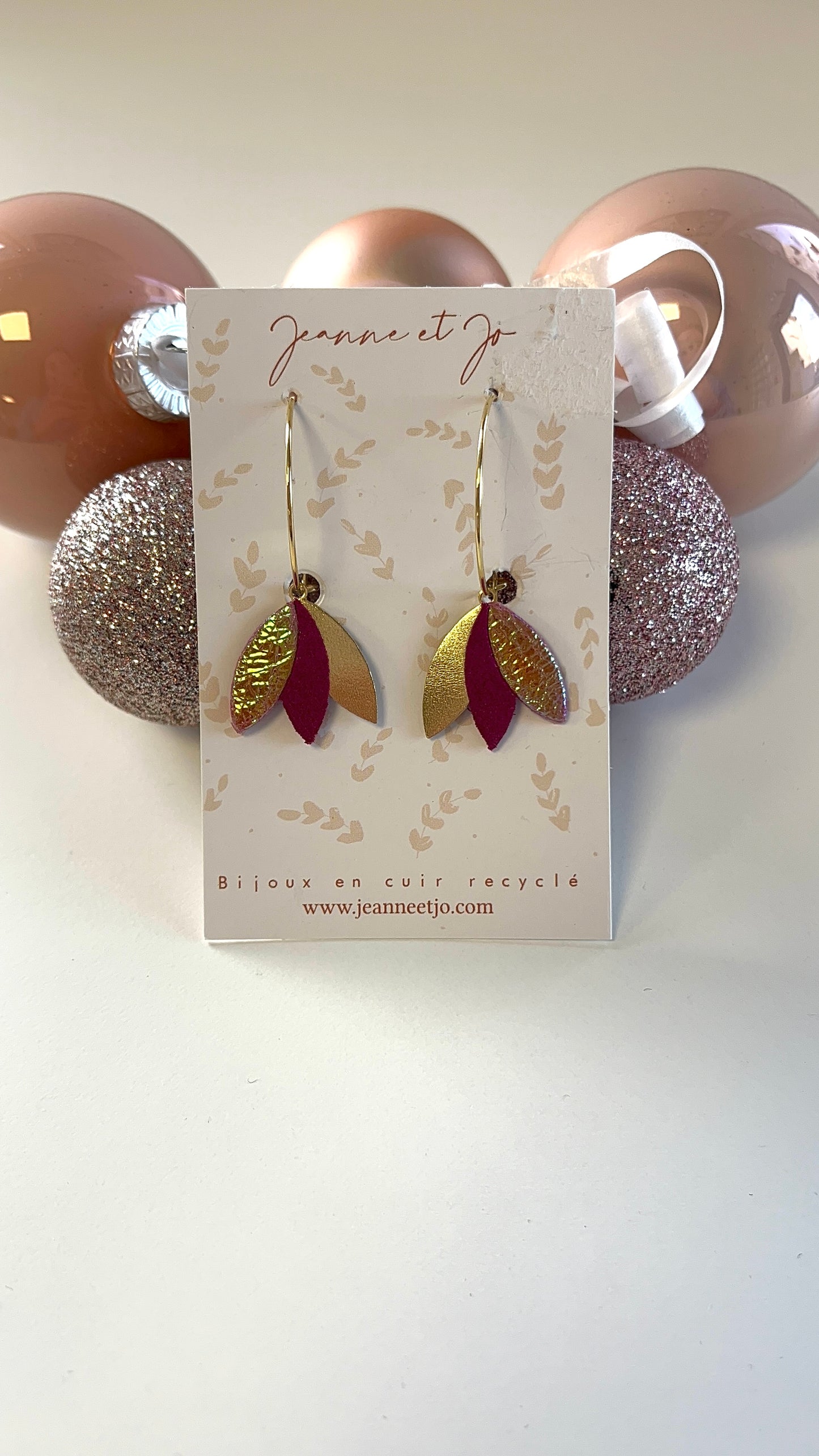 Bijoux Boucles d’oreilles Création Jeanne&Jo Caméléon et violine