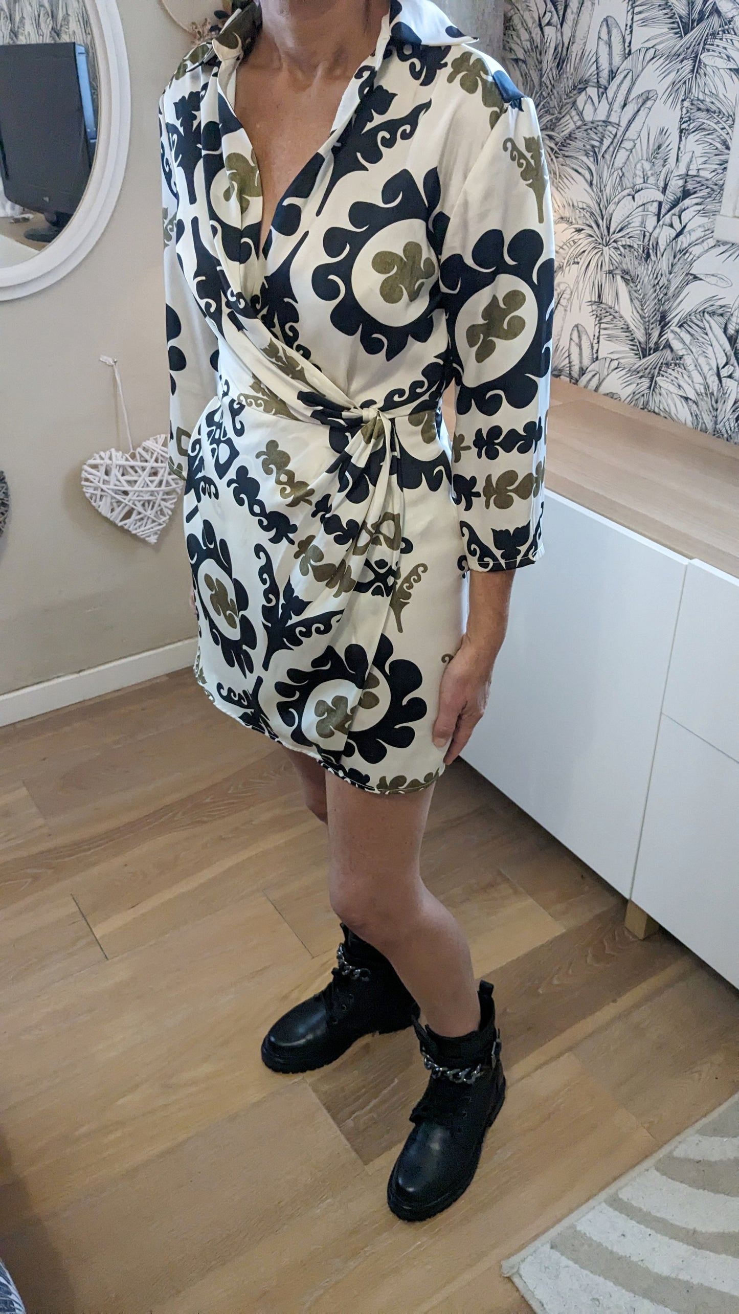 Neuf Robe satinée croisée - Mango - 36