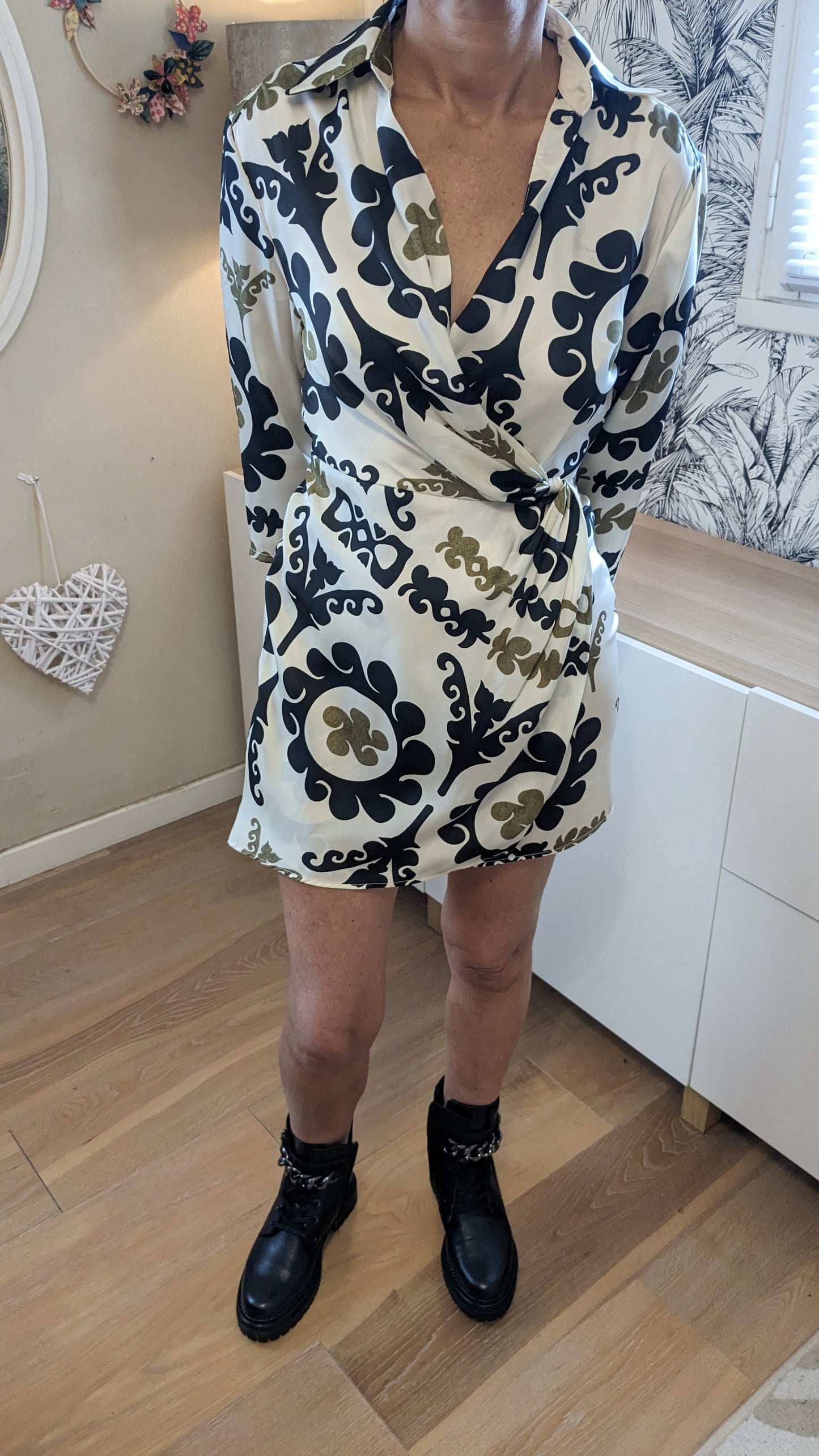 Neuf Robe satinée croisée - Mango - 36