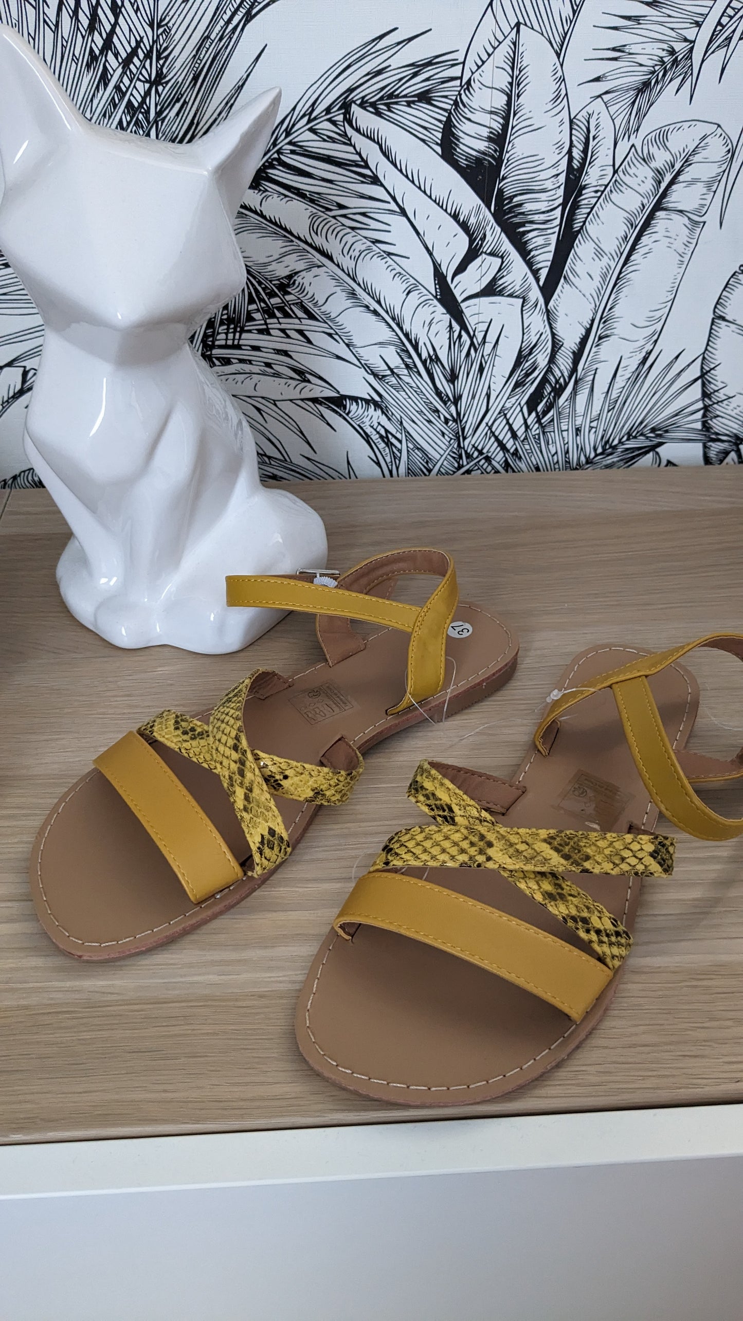 Neuves sandales moutarde - Boutique indépendante - 37