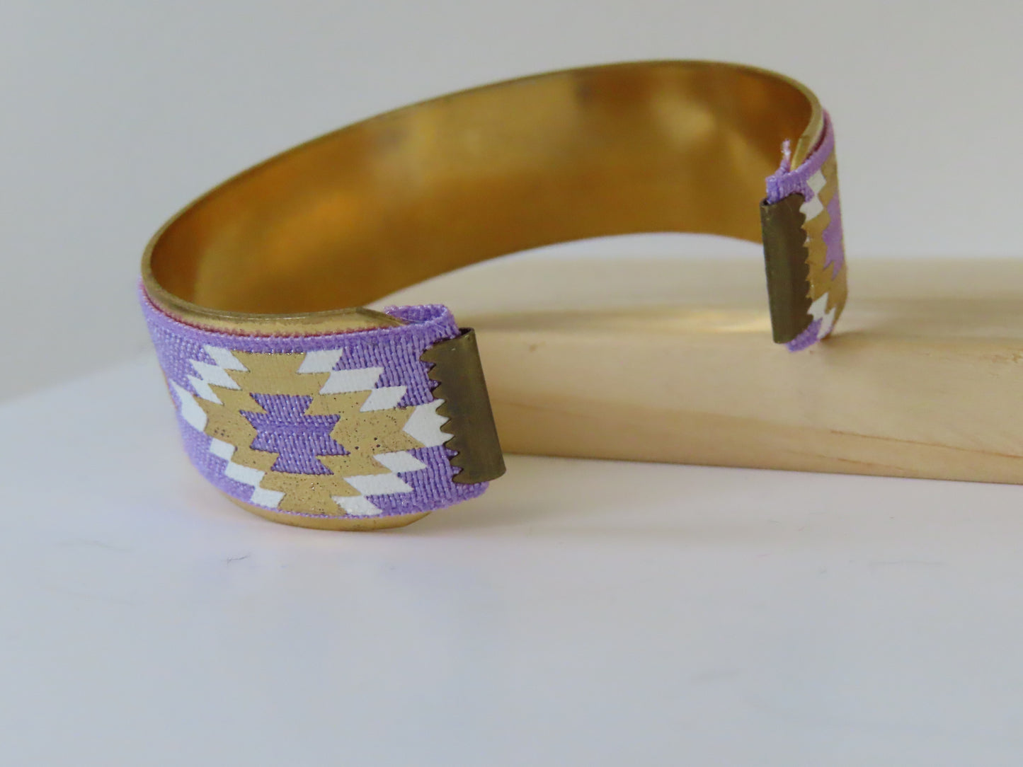 Bijoux Neuf Bracelet manchette lilas - Création nantaise Kalisaya - TU