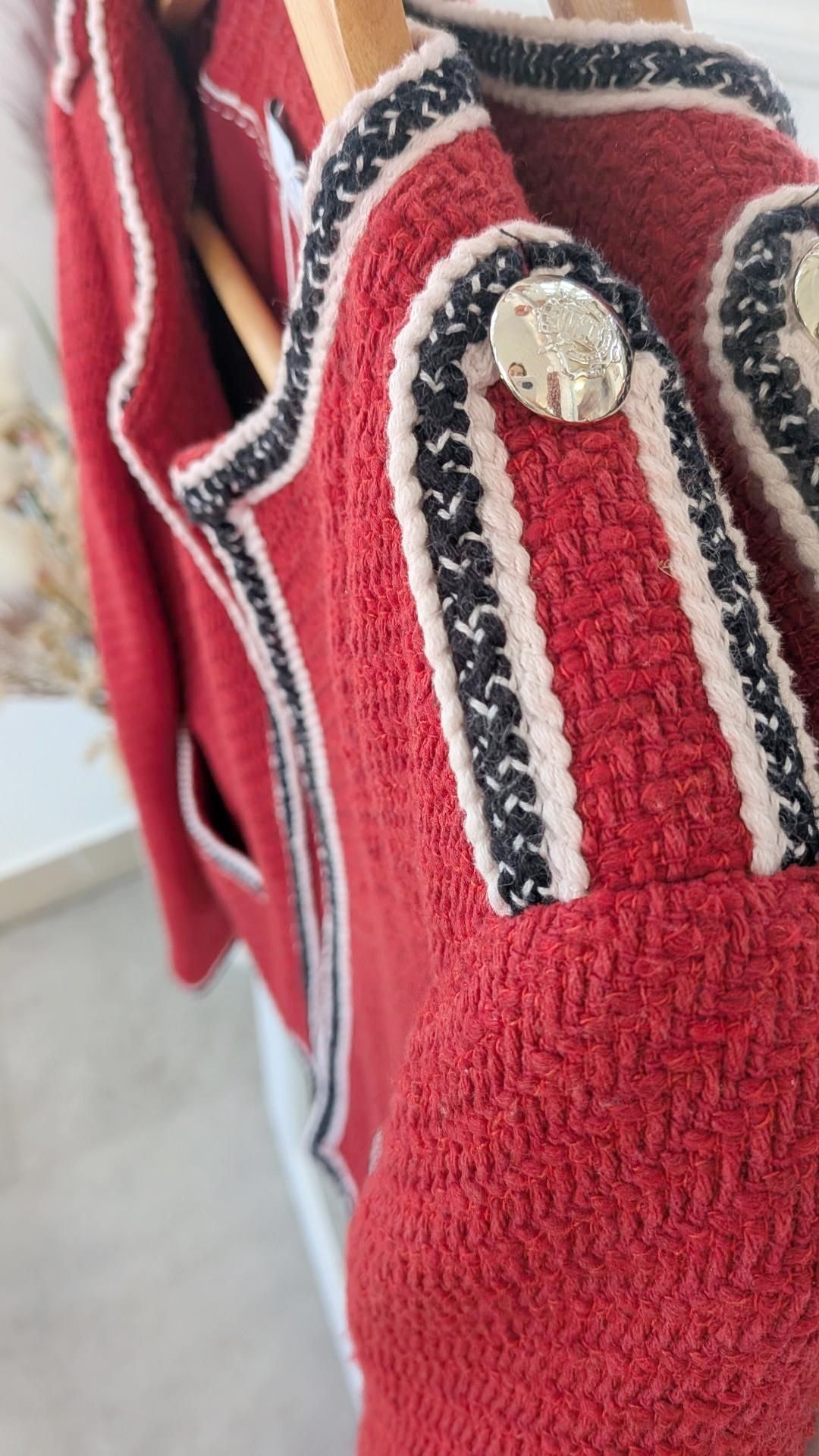 Veste rouge tressée - MANGO - 36