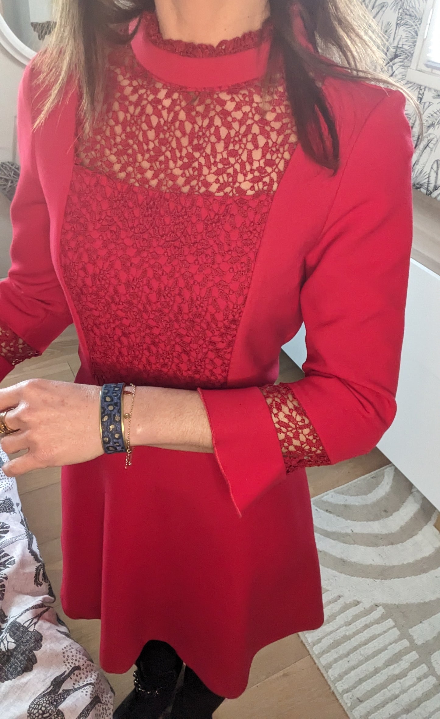 Robe plastron dentelle rouge - Zara - 34