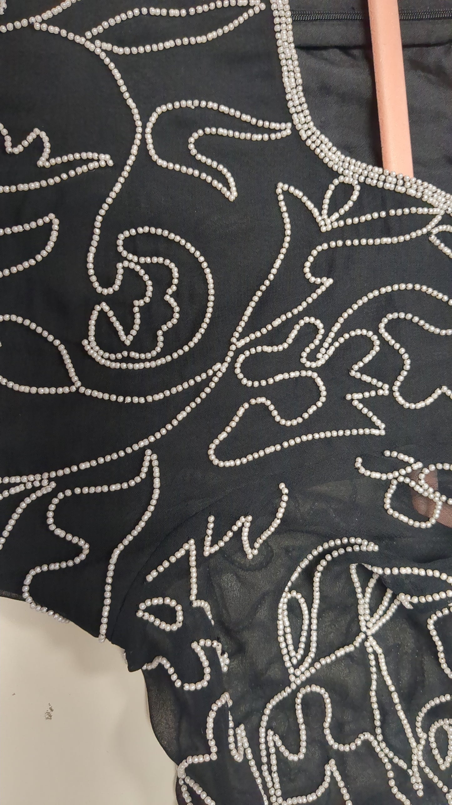 Robe noir perles blanches - Boutique indépendante - 44
