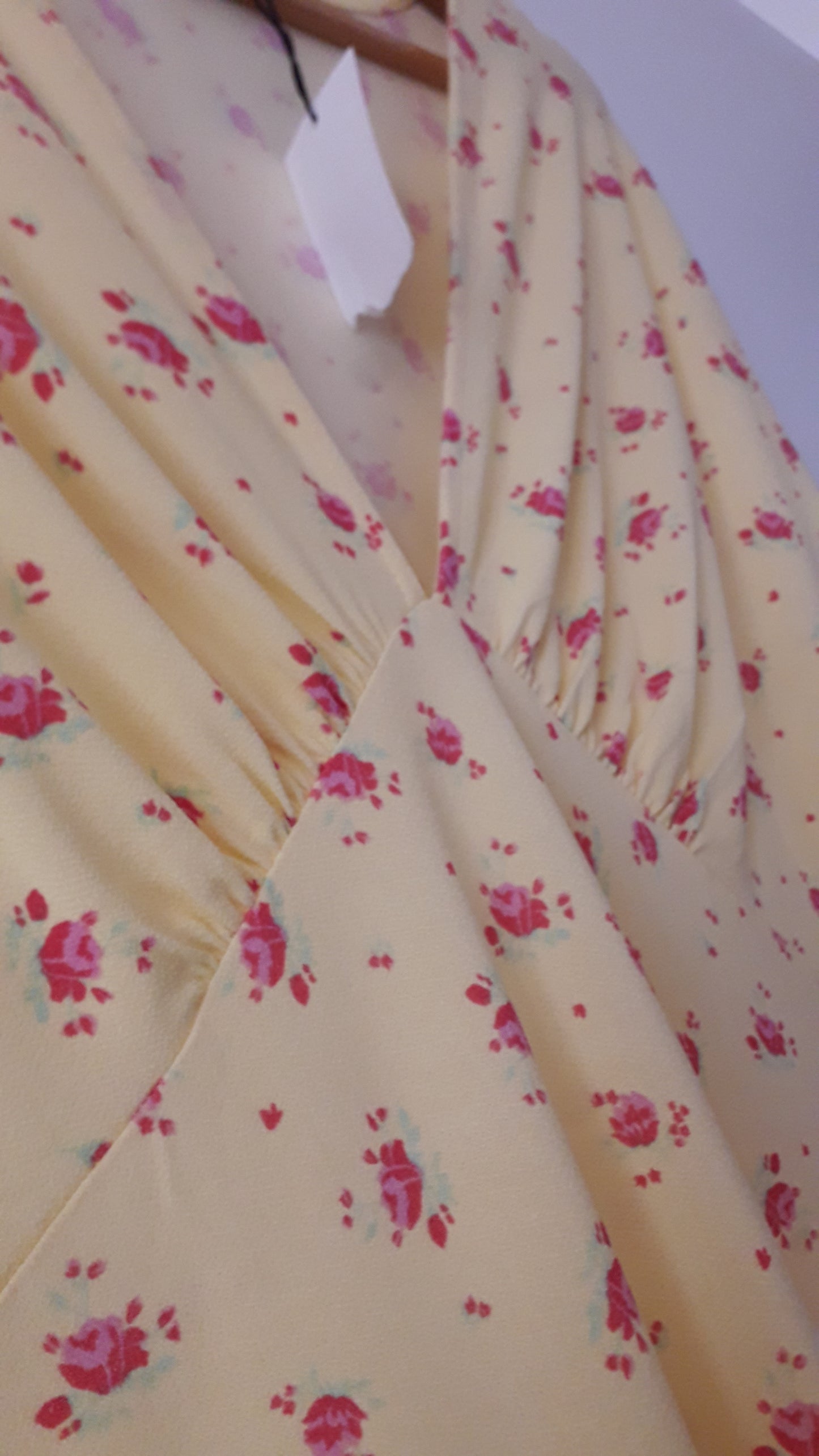 Neuve et etiquette  - Robe longue fleurie  - Mango - 40